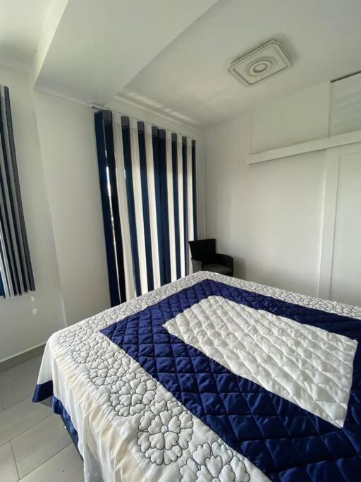 Stylish & Luxury 2-Bed Parkside Apart With Pool Vacoas-Phoenix Екстериор снимка